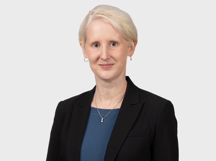 Photo of Jennifer Dean