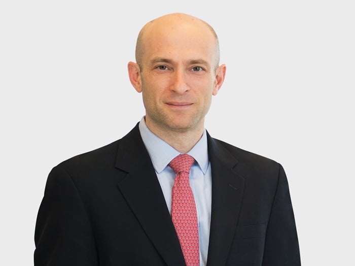 Photo of Joshua Deringer