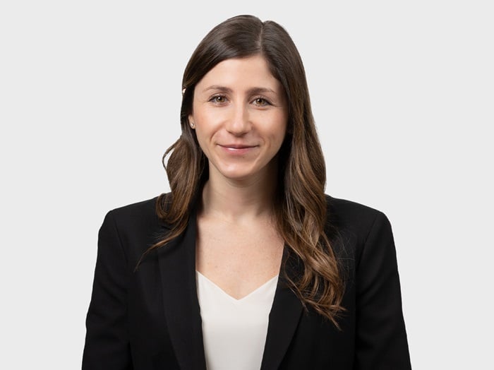 Photo of Sara Molinsky